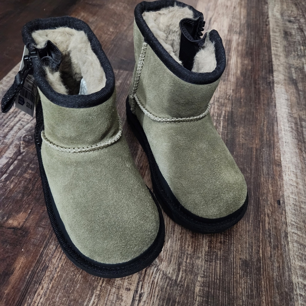 Ugg boots toddler